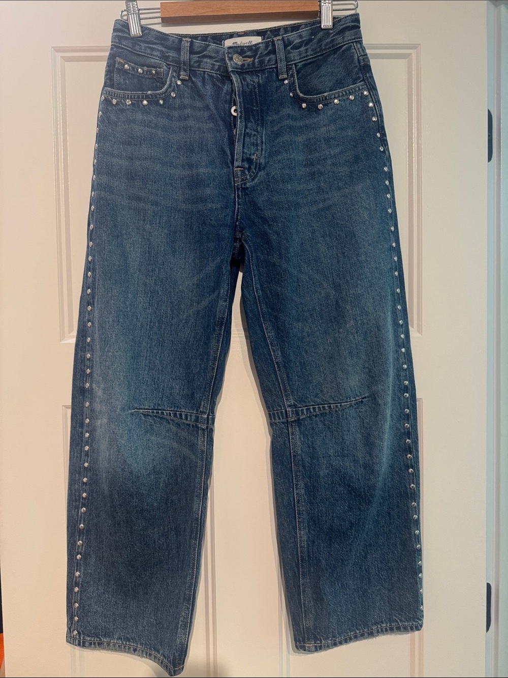 Madewell - The Darted Barrel Jeans